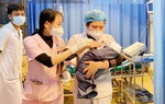 Lập phòng đẻ khẩn cấp cứu sản phụ sinh ở tuần thai 35