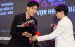 K-ICM tri ân fan trong đêm nhạc cuối năm