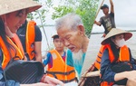 Những người phụ nữ miệt mài “chở” yêu thương đến cộng đồng