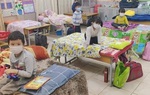 Nước mắt ở tâm dịch Chí Linh: Con 7 tuổi đi cách ly, bố chồng nguy kịch ở bệnh viện