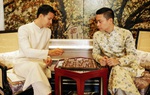 Adrian Anh Tuấn - Sơn Đoàn: Chỉ cần một tin nhắn “Happy Valentine” là đủ