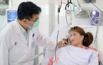 Cứu sống người phụ nữ bị rắn hổ mang chúa cắn nguy kịch