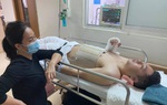 Vụ giám đốc cùng nhân viên rơi từ tầng 2 chung cư: Ai phải chịu trách nhiệm?