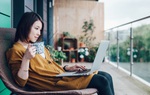 Xu hướng nghỉ dưỡng kết hợp làm việc đang nở rộ khắp toàn cầu