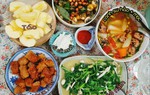Yêu 11 năm mới cưới, về sống chung "tung chiêu" nấu toàn món ngon khó cưỡng