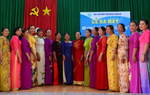 Hội Phụ nữ xã lập "Tủ áo dài truyền thống" tặng chị em 