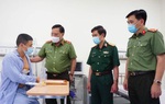 Tài xế bị đâm thấu ngực khi "bắt" tội phạm truy nã: Cách tử thần chỉ 1cm