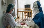Nữ bệnh nhân 72 tuổi tử vong do liên quan đến Covid-19