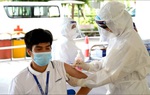 300 công nhân đầu tiên trong cả nước được tiêm vaccine ngừa Covid-19