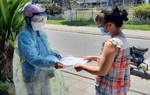 Đà Nẵng phát thẻ đi chợ cho người dân sau khi có 12 ca mắc Covid-19