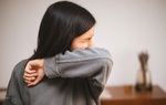 Cảm giác nóng rát ở mũi có phải là dấu hiệu nhiễm Covid-19 không?