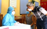 Thiếu nhân viên y tế, tiêm vaccine cho công nhân tại huyện Việt Yên bị chậm tiến độ