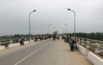 Tâm trạng buồn bã, người phụ nữ lên cầu Đô Lương rồi gieo mình xuống sông tự tử