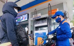 Giá xăng đồng loạt tăng hơn 700 đồng/lít 