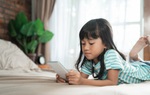 Cha mẹ làm gì nếu con nghiện smartphone?