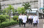 Bí thư Thành ủy TPHCM mong chiến sĩ công an mắc Covid-19 vượt qua cơn hiểm nghèo