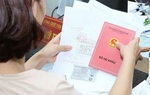 Bỏ hộ khẩu giấy, phụ huynh đi xin học cho con thế nào?