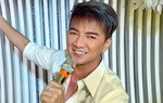 Đàm Vĩnh Hưng tự quay MV tại nhà cổ vũ Sài Gòn chống dịch