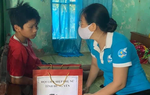 Hội LHPN Hưng Yên tặng quà, động viên nam sinh bị bạn đánh dập lá lách