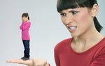 Tác dụng ngược khi làm mất mặt con trước người khác