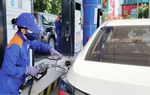 Giá xăng giữ ổn định, giá dầu giảm từ 15h ngày 11/8