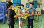 Vĩnh Phúc hỗ trợ gạo và tiền mặt cho công dân khó khăn tại các địa phương thực hiện giãn cách xã hội