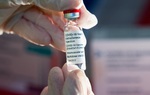 Thêm 1,2 triệu liều vaccine AstraZeneca về Việt Nam