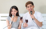 Gác lại đám cưới trong mơ cùng váy trắng tinh khôi