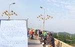 Người phụ nữ nghi nhảy cầu tự vẫn để lại lá thư: "Ngày nào cũng bị chồng hành hạ"