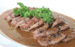 Bò nướng xốt tiêu