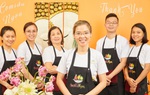 Du lịch đóng băng vì dịch, nữ CEO tái khởi nghiệp với mẹt hoa gây thương nhớ