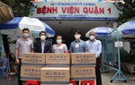 Nhiều doanh nghiệp tặng vật tư, trang thiết bị y tế cho TPHCM chống dịch Covid-19