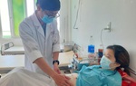 Cắt bỏ khối u cho thai phụ bị ung thư đại trực tràng hiếm gặp