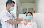 Lần đầu phẫu thuật thành công điều trị vẹo cổ bằng nội soi qua đường nách