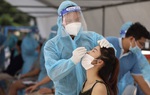 Hà Nội thần tốc xét nghiệm diện rộng và tiêm vaccine Covid-19 thế nào?