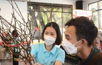 Đào Bắc giá 260.000 đồng/cành hút khách tại “Chợ Tết xưa” ở Sài Gòn