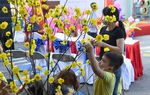 Tết sớm đến với con em của công nhân, giáo viên tại Bình Dương