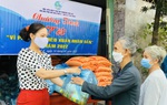 Mang Tết đến với trẻ mồ côi và phụ nữ hoàn cảnh khó khăn
