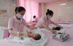 Trung Quốc: 5 cách giải quyết tình trạng tỷ lệ sinh thấp 