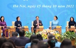 Thủ tướng: Nghiên cứu, bổ sung, hoàn thiện chính sách đặc thù cho phụ nữ trên nhiều lĩnh vực