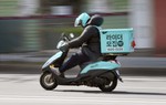 Văn hóa 'ppalli ppalli' và lý do người Hàn ấn mòn cả nút đóng cửa thang máy hay ăn nhanh đến mang bệnh