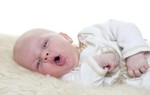Trẻ sơ sinh bị ho và những điều mẹ cần biết
