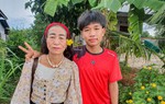 Chàng trai 19 tuổi đính hôn với bạn gái đã 56 tuổi