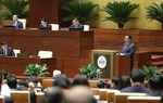 Cử tri băn khoăn: Học phí và giá dịch vụ tăng cao trong khi tiền lương chưa tăng
