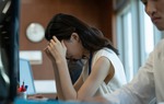 Chồng báo tin sắp làm Phó giám đốc nhưng vợ lại lo lắng đến mất ăn mất ngủ
