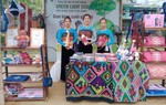 Hỗ trợ phụ nữ địa phương phát triển kinh tế gia đình