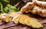 Cách dùng gừng để giảm đau họng
