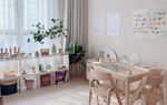 Mẹ trẻ tự tay trang trí phòng vừa xinh xắn vừa thông minh cho con gái