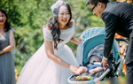 Đám cưới được trang trí bằng trái cây cực độc lạ và sự xuất hiện đặc biệt của nhân vật bất ngờ