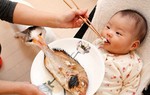 Cảnh giác với ngộ độc thực phẩm nếu trẻ có dấu hiệu này sau ăn